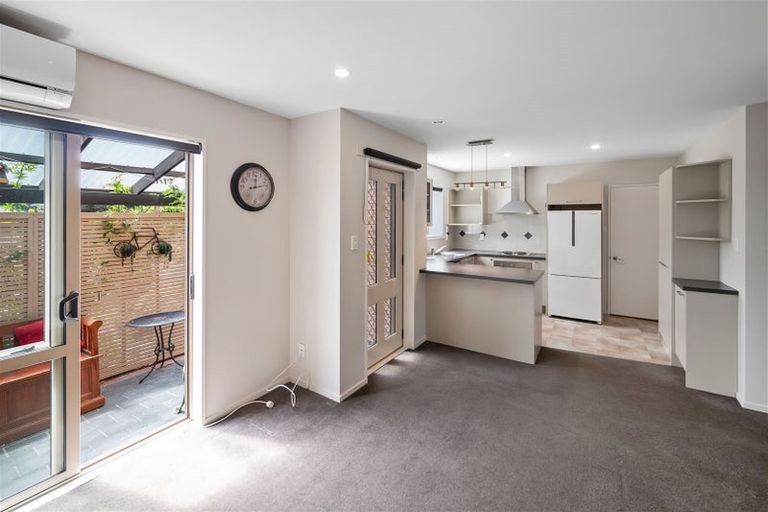 Photo of property in 3/39 Moffett Street, Islington, Christchurch, 8042