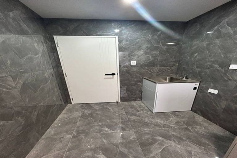 Photo of property in 41b Gracechurch Drive, Flat Bush, Auckland, 2016