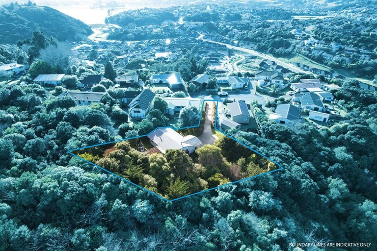 Photo of property in 12 The Yardarm, Whitby, Porirua, 5024