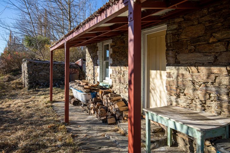 Photo of property in 1391 Fruitlands-roxburgh Road, Fruitlands, Alexandra, 9392