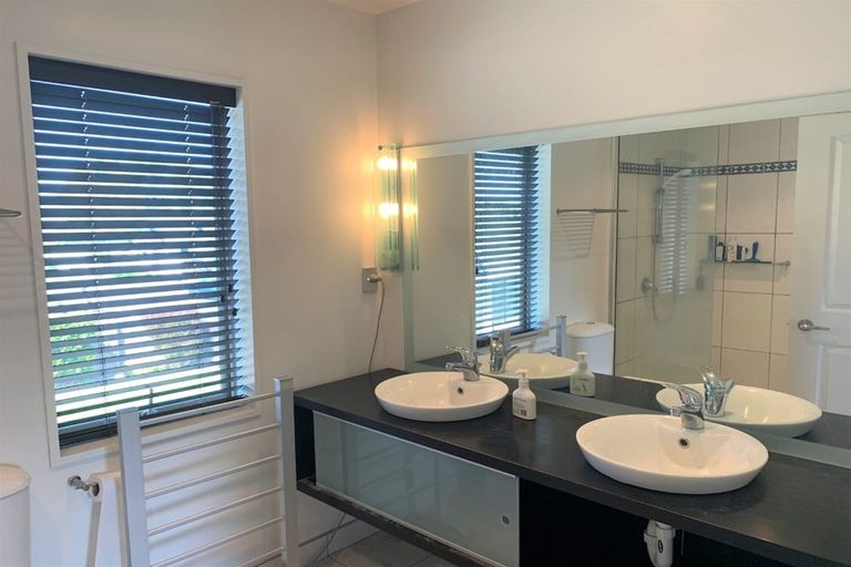 Photo of property in 198 Springfield Road, St Albans, Christchurch, 8014