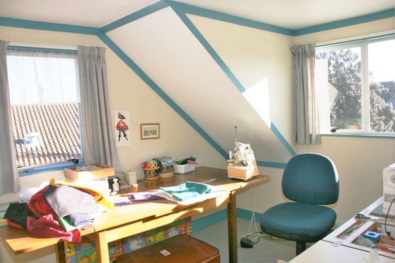 Photo of property in 2 Oak Place, Mosgiel, 9024