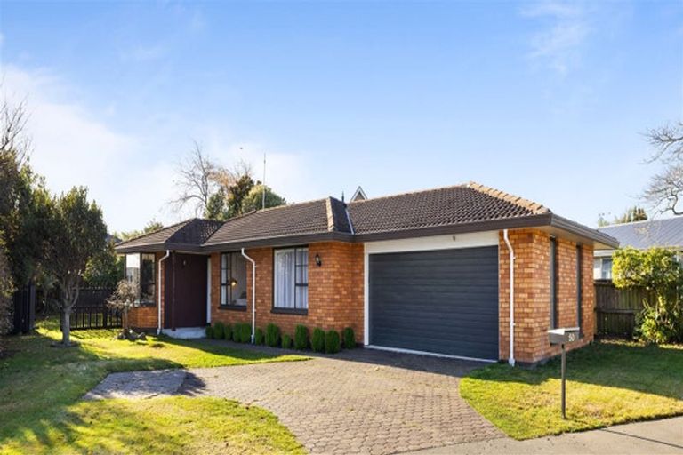 Photo of property in 50 Cowes Street, Avondale, Christchurch, 8061