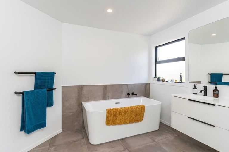 Photo of property in 164a Park Road, West End, Palmerston North, 4410