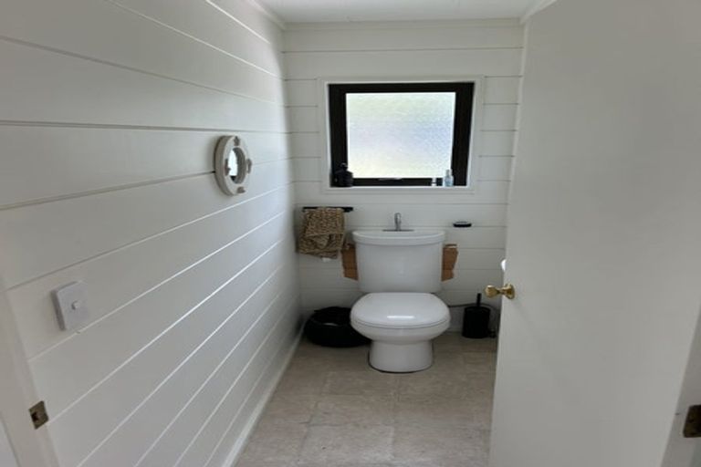 Photo of property in 17 Marina Terrace, Kinloch, Taupo, 3377