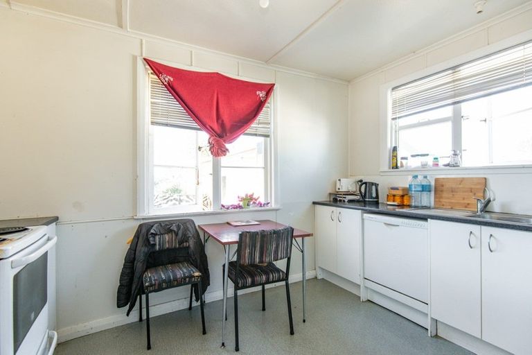 Photo of property in 1016 Hood Street, Mayfair, Hastings, 4122