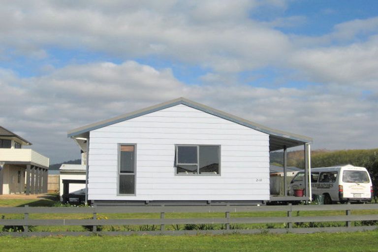 Photo of property in 240 Cook Drive, Whitianga, 3510