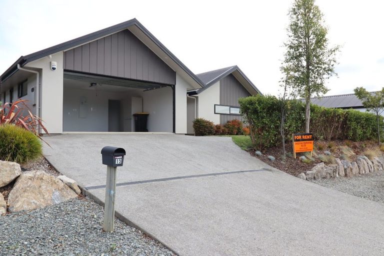 Photo of property in 15 Travers Avenue, Richmond, 7020