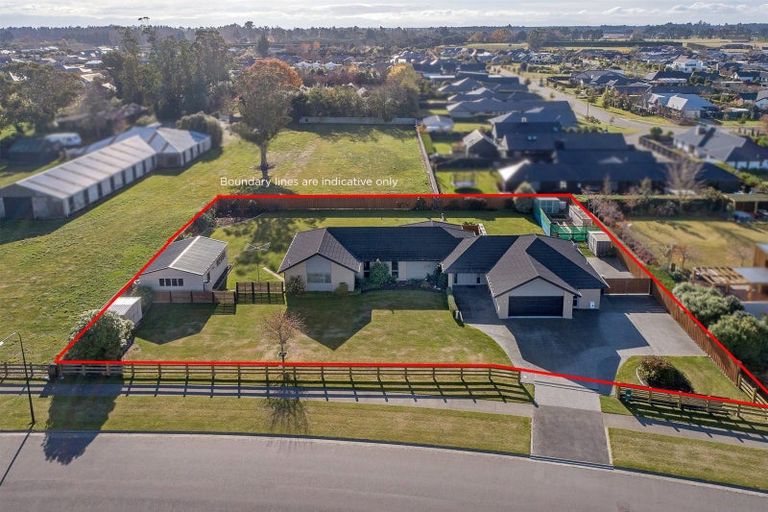 Photo of property in 11 Brampton Drive, West Melton, 7618