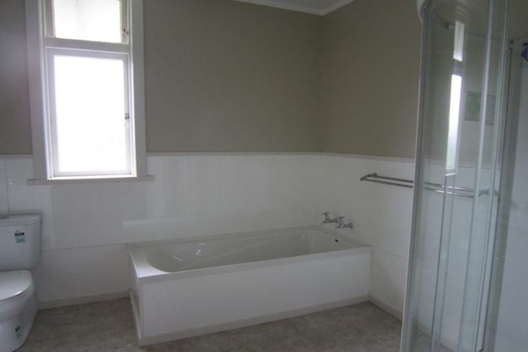 Photo of property in 177 River Road, Hamilton East, Hamilton, 3216