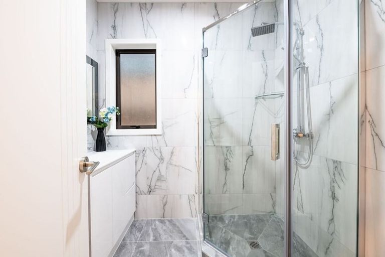 Photo of property in 17 Hakinakina Drive, Flat Bush, Auckland, 2019