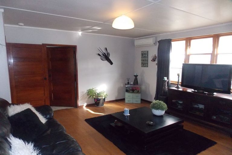 Photo of property in 17 Dundas Road, Sanson, 4817