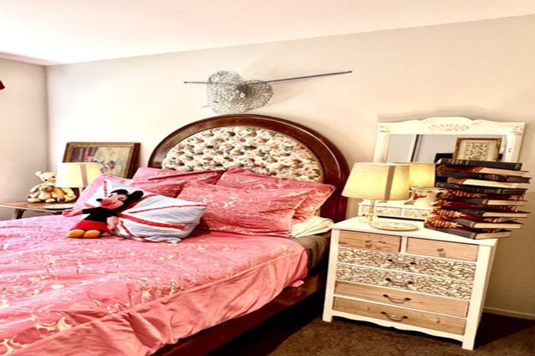 Photo of property in 1 Simeon Quay, Lyttelton, 8082