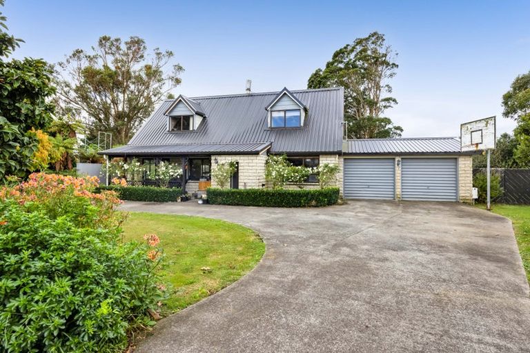 Photo of property in 17 Weld Street, Normanby, Hawera, 4614