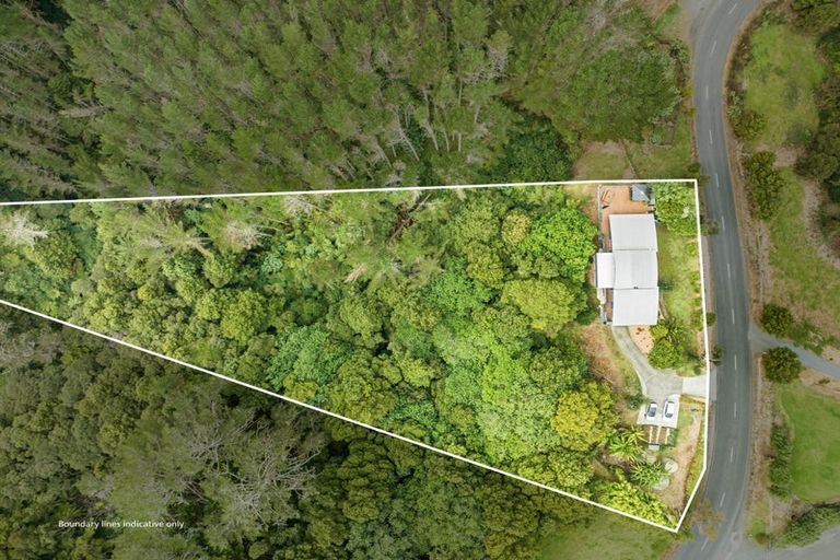 Photo of property in 66 Owhiwa Road, Parua Bay, Onerahi, 0192