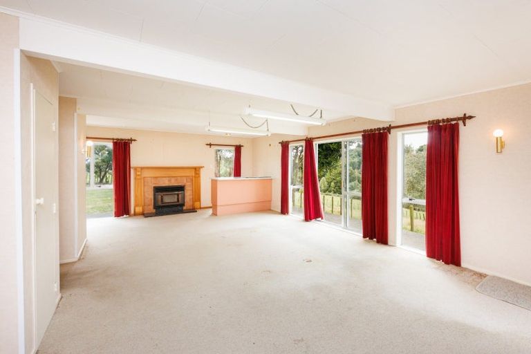 Photo of property in 815 Reid Line East, Bunnythorpe, Palmerston North, 4481