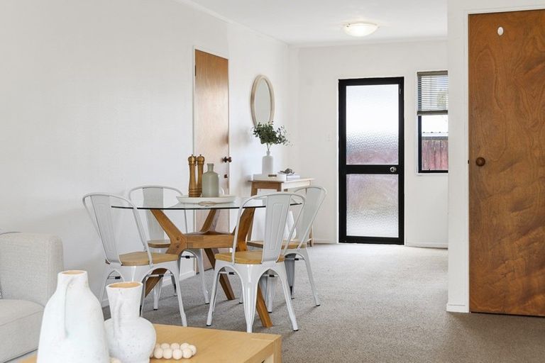 Photo of property in 1/11 Robins Road, Judea, Tauranga, 3110