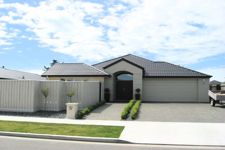 Photo of property in 27 Allison Crescent, Kaiapoi, 7630
