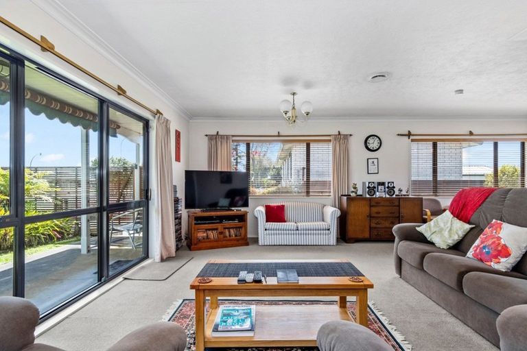 Photo of property in 79 Domain Road, Papamoa Beach, Papamoa, 3118