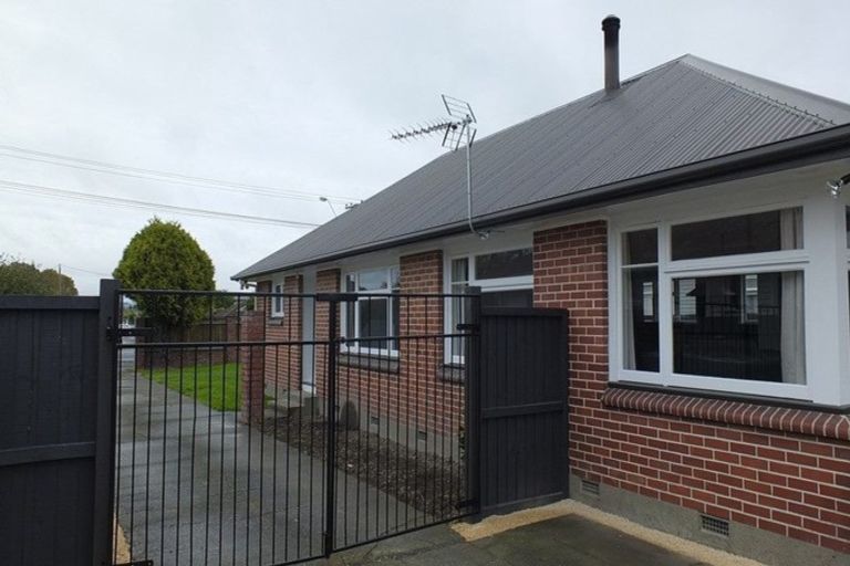 Photo of property in 124 Springs Road, Hornby, Christchurch, 8042