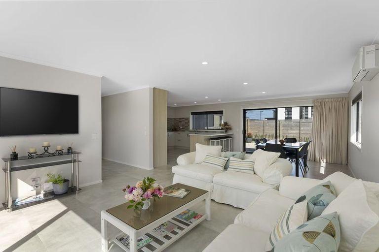 Photo of property in 10 Uku Way, Wharewaka, Taupo, 3330