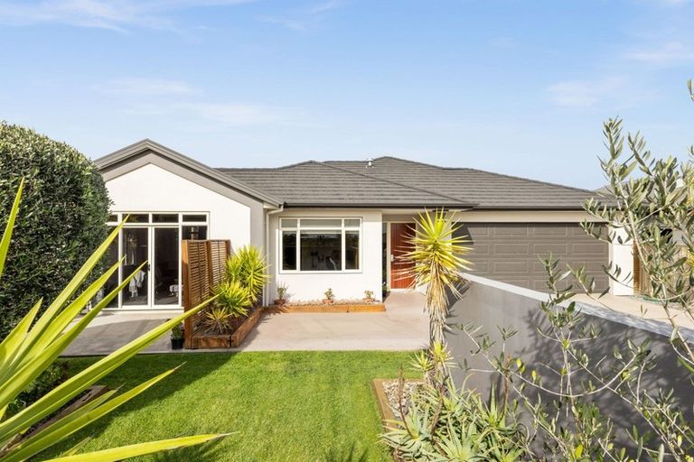 Photo of property in 88 Brookvale Road, Havelock North, 4130