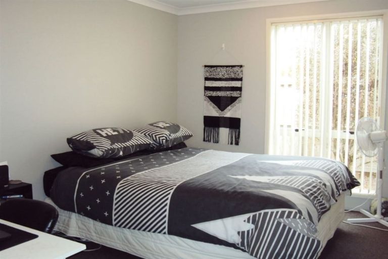 Photo of property in 31 Putake Drive, Parklands, Christchurch, 8083