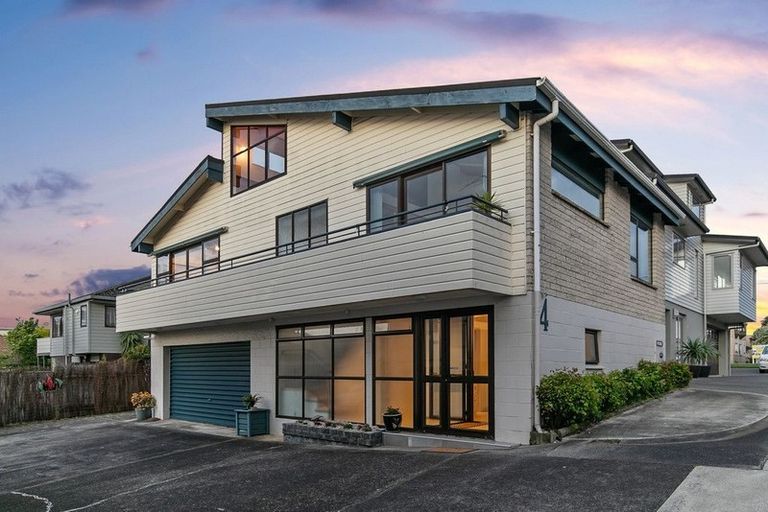 Photo of property in 4/119 Bucklands Beach Road, Bucklands Beach, Auckland, 2012