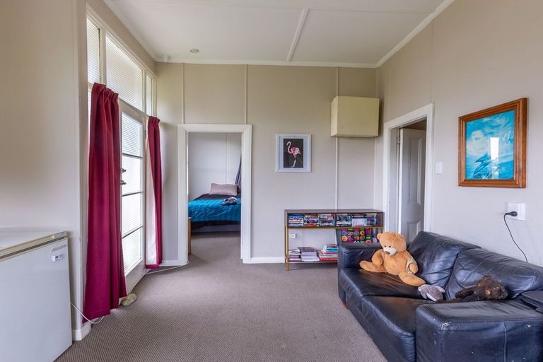 Photo of property in 48 Totara Street, Ravensbourne, Dunedin, 9022
