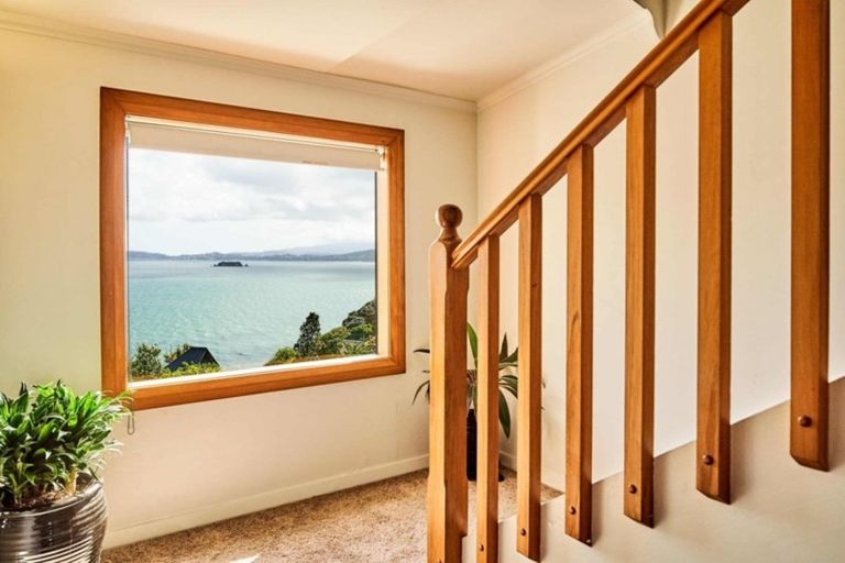 Photo of property in 46 Ferry Road, Days Bay, Lower Hutt, 5013