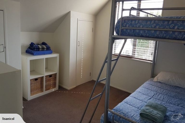 Photo of property in 2/14 Coronation Street, Belmont, Auckland, 0622