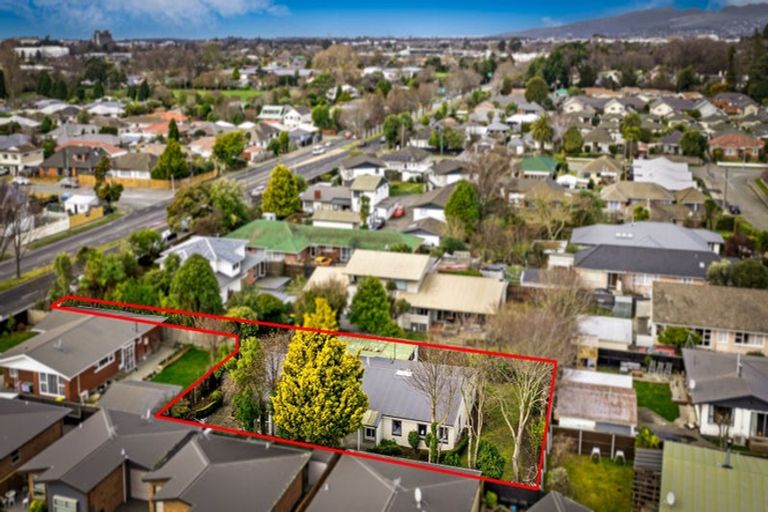 Photo of property in 101b Yaldhurst Road, Sockburn, Christchurch, 8042