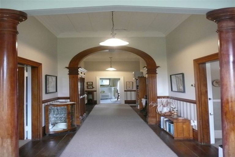 Photo of property in 27 Pukepapa Road, Marton, 4710