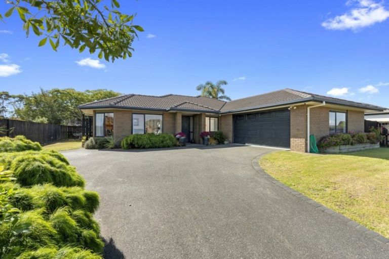 Photo of property in 3 Glengoyne Place, Rototuna, Hamilton, 3210