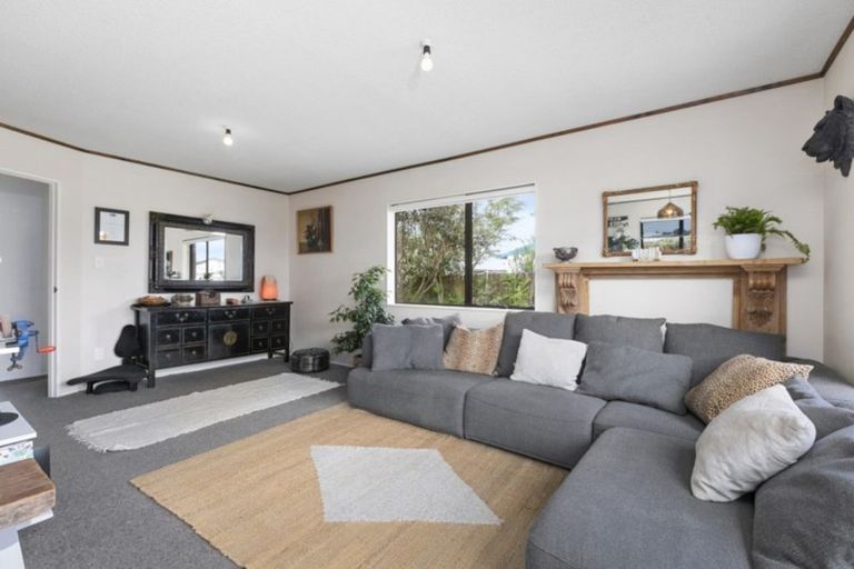 Photo of property in 2/8 Inverell Place, Mount Maunganui, 3116
