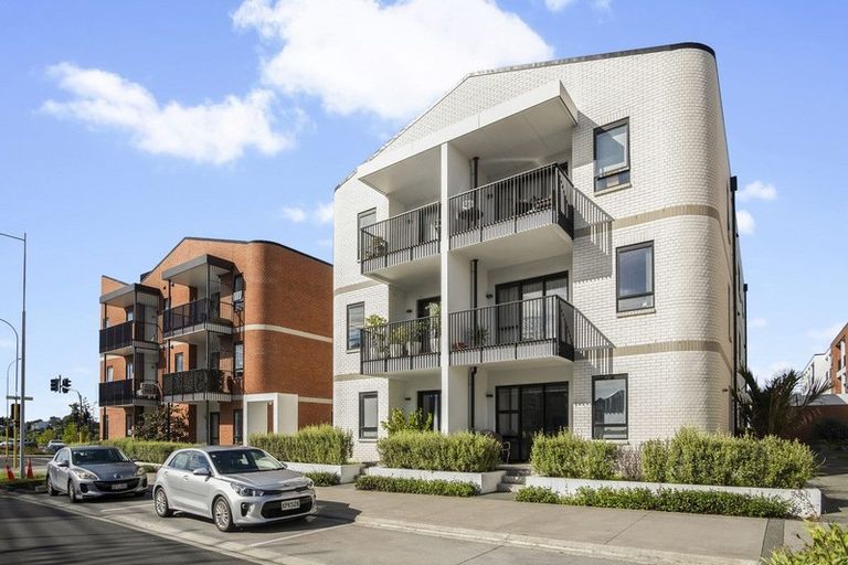 Photo of property in 104/10 Nugget Avenue, Hobsonville, Auckland, 0616