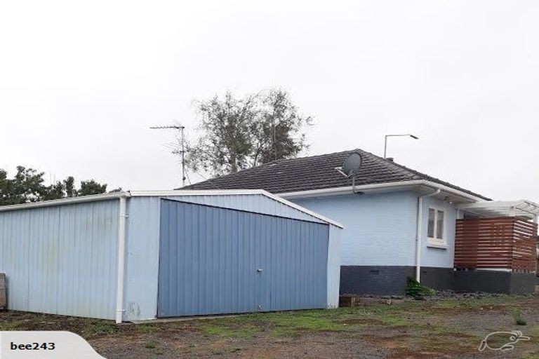 Photo of property in 1090 Paerata Road, Paerata, Drury, 2676