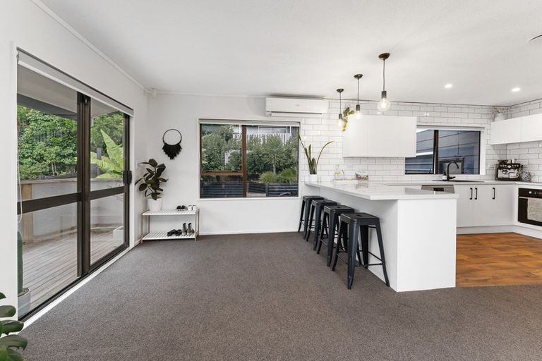 Photo of property in 97 Huia Street, Waikanae, 5036