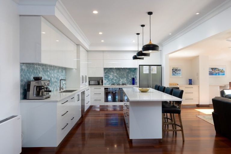 Photo of property in 23 Brougham Street, Nelson South, Nelson, 7010