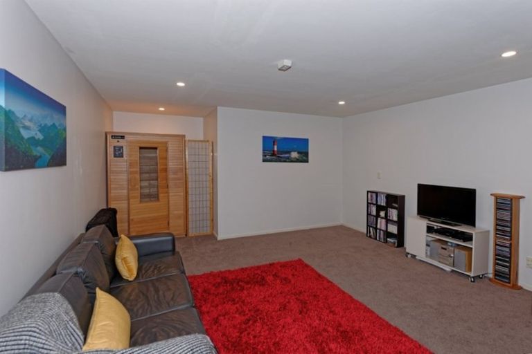 Photo of property in 10 Sedgwick Way, Westmorland, Christchurch, 8025