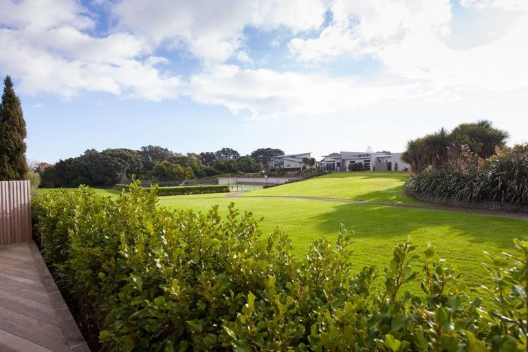 Photo of property in 7/31 Links Drive, Waiwhakaiho, New Plymouth, 4312