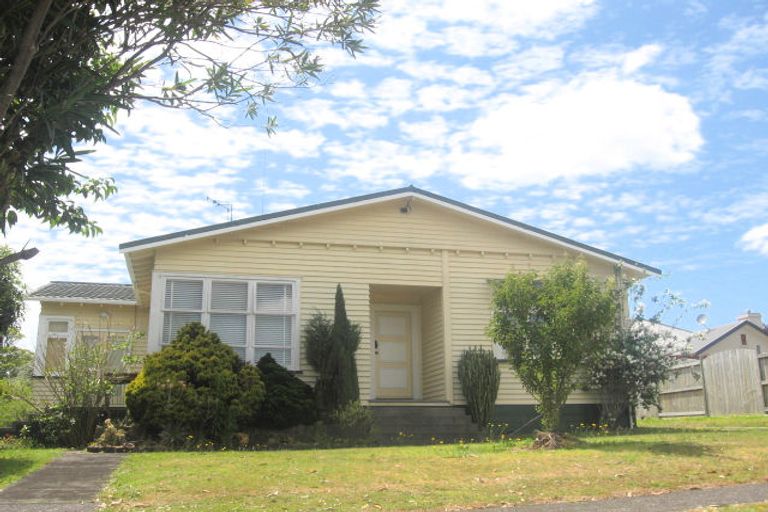 Photo of property in 8 Belvedere Street, Te Puke, 3119