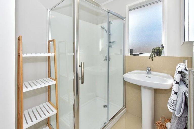 Photo of property in 9 Volante Avenue, Wattle Downs, Auckland, 2103