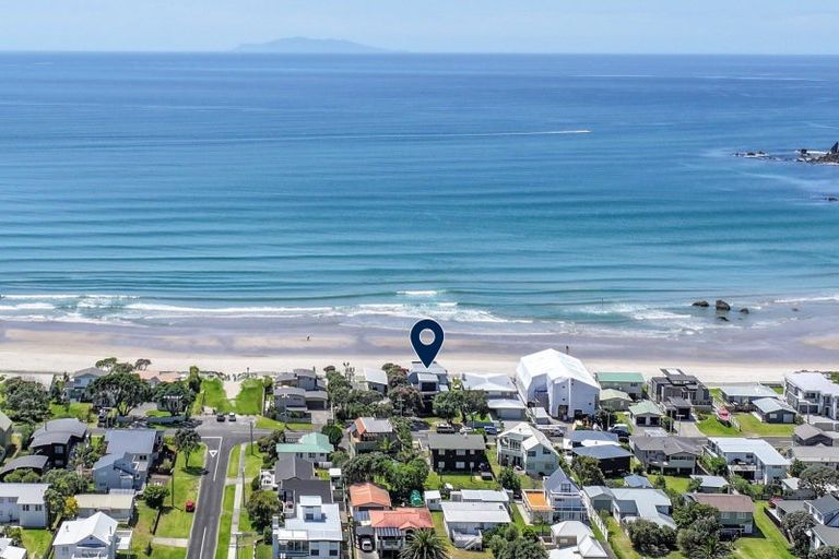 Photo of property in 112 Pohutukawa Crescent, Whangamata, 3620