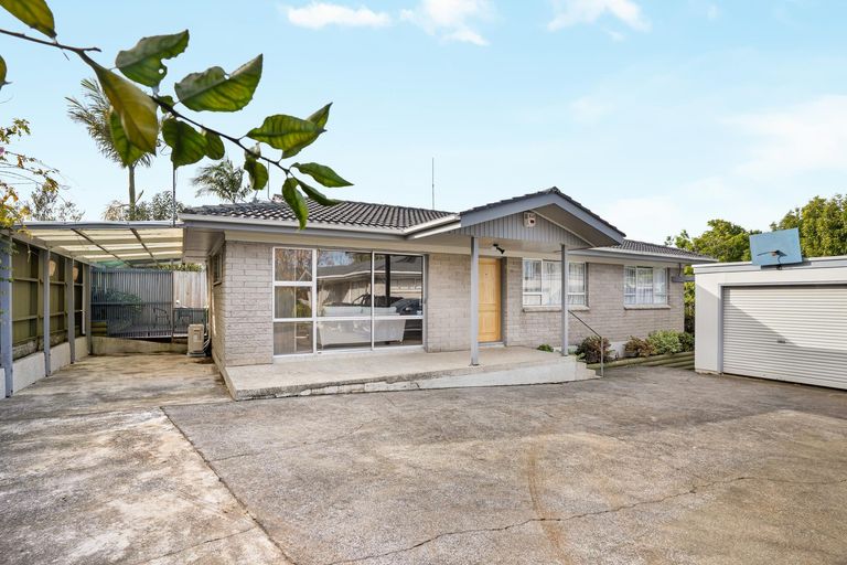 Photo of property in 2/12 Park Estate Road, Rosehill, Papakura, 2113