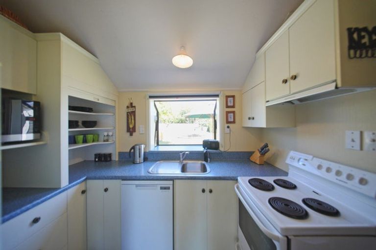 Photo of property in 25 Howden Street, Te Anau, 9600