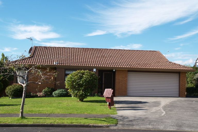 Photo of property in 1/28 Eastridge Court, Northpark, Auckland, 2013