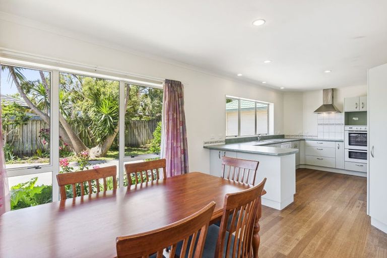 Photo of property in 114d Arawhata Road, Paraparaumu, 5032