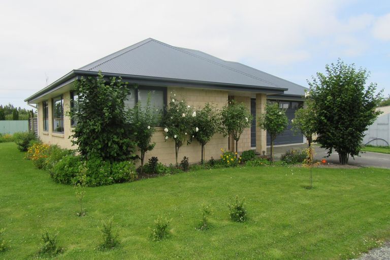 Photo of property in 42 Maude Street, Waimate, 7924