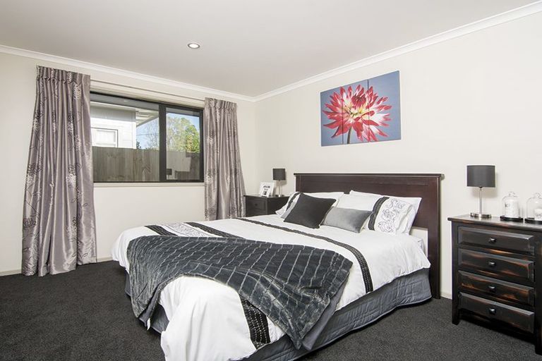 Photo of property in 223 Porchester Road, Takanini, 2112